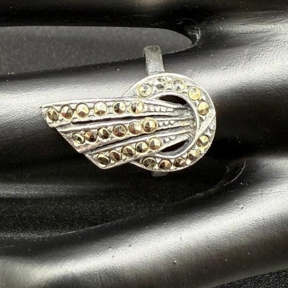 Sterling Silver Marcasite Ring 5.75 Art Deco‎ Wing Fan Design Vintage Jewelry